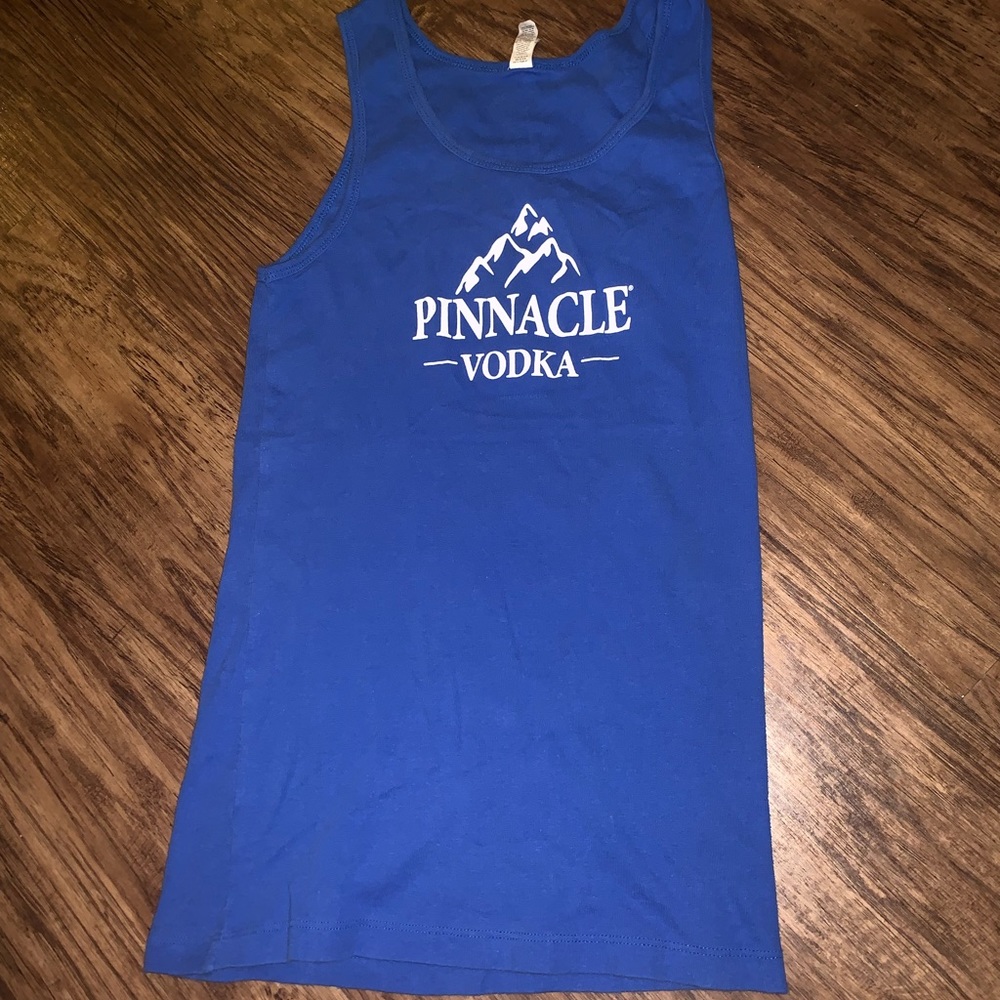 L Pinnacle Vodka Tank